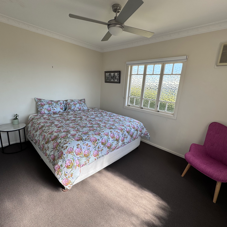 46 Palm Avenue, Holland Park West, QLD - Photo 1