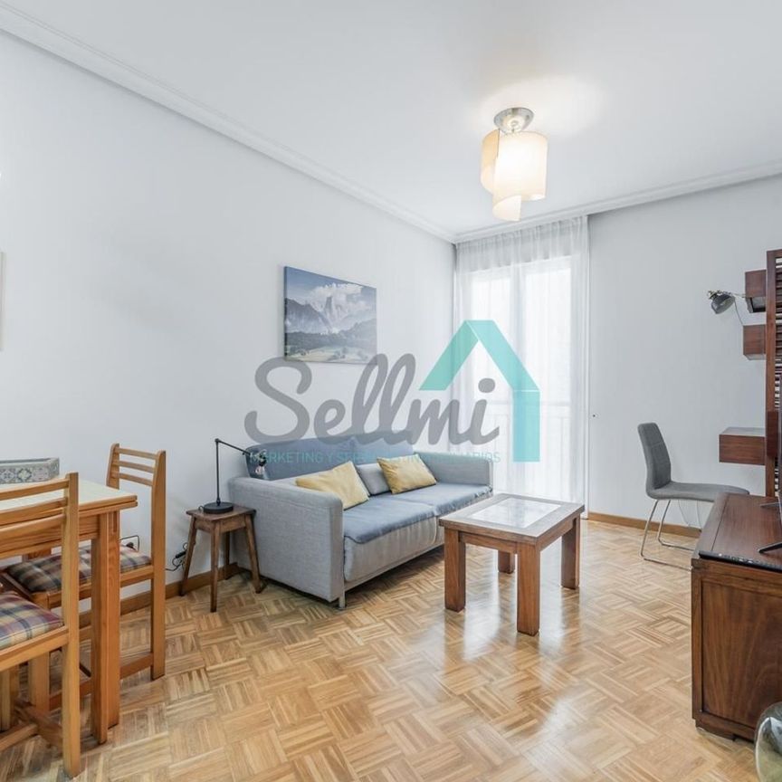 Alquiler de piso en Calleja de la Ciega - Photo 1