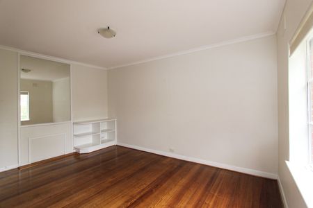 13/205 Flemington Road, North Melbourne VIC 3051 - Photo 3