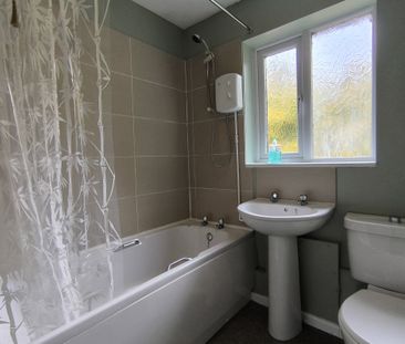 Prospect Square - Photo 3