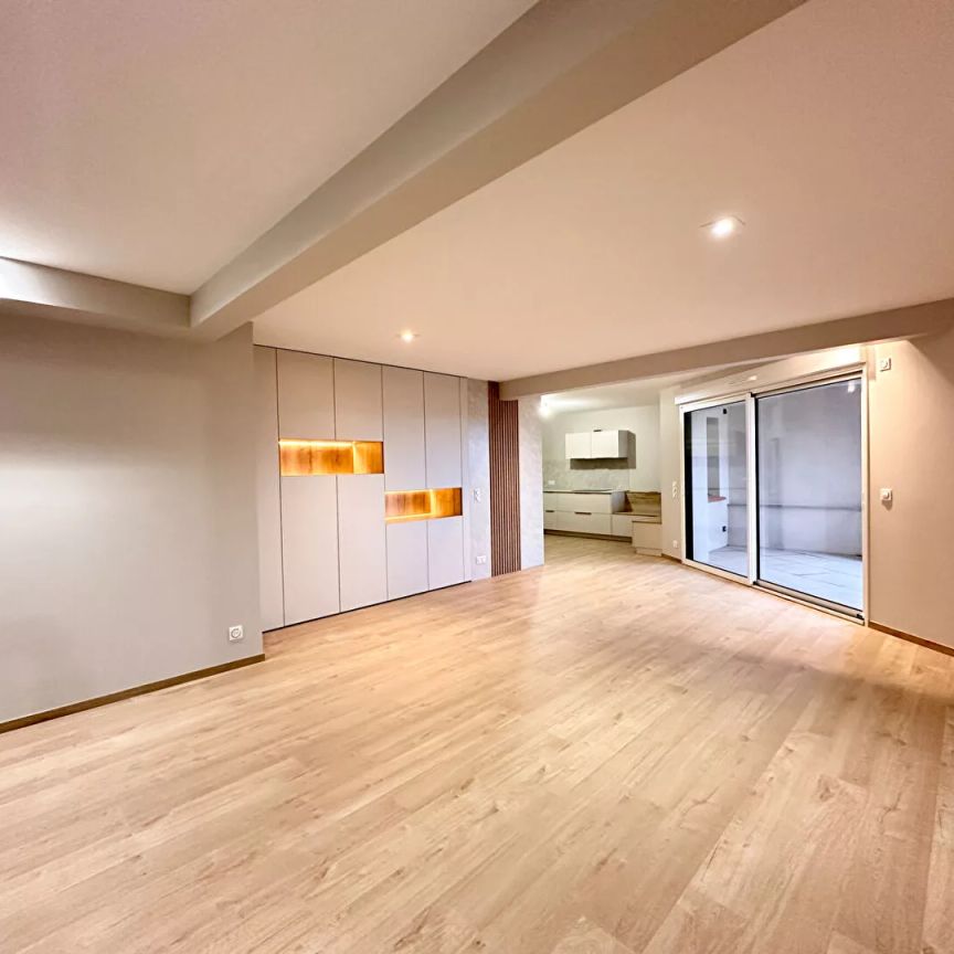 APPARTEMENT T4 AVEC TERRASSE ET GARAGE - Photo 1