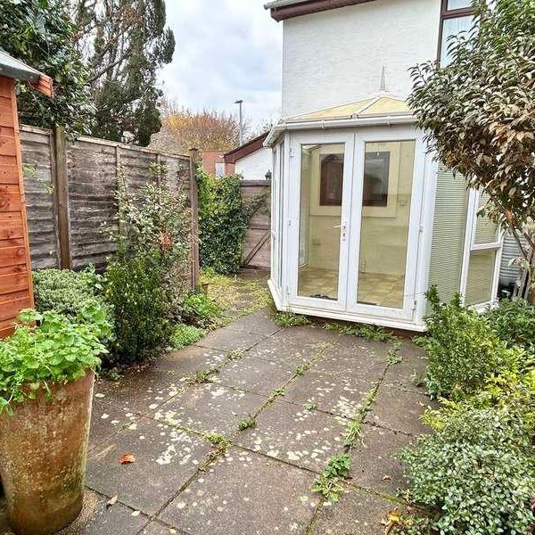 Balmoral Gardens, Topsham, EX3 - Photo 1