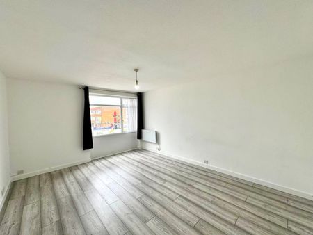 East Lane, Wembley, HA9 - Photo 2