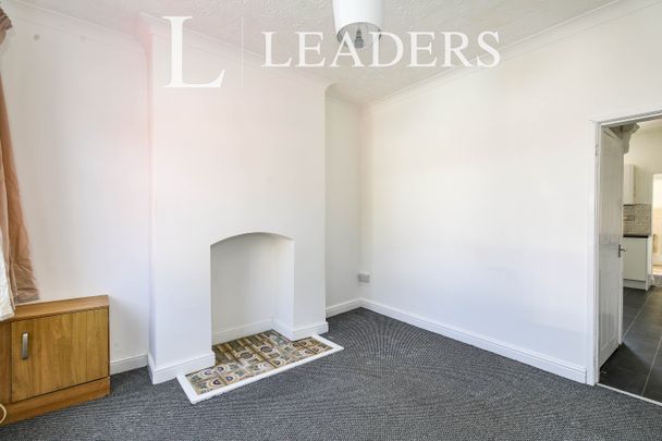 2 bedroom house to rent Ashworth Street, Stoke-on-Trent, ST4 - Photo 1