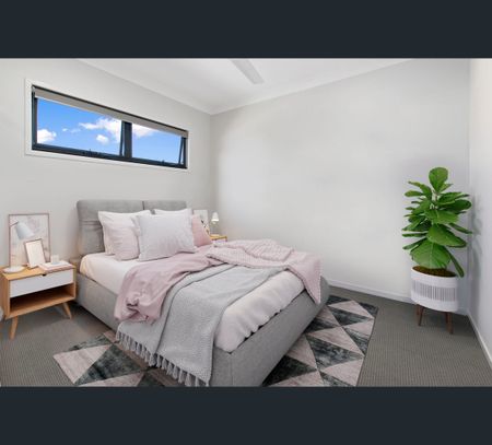 2/69 Bloom Ave, Coomera, Qld 4209 - Photo 5