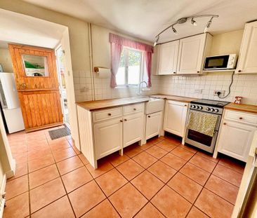 1 bedroom cottage to rent - Photo 6