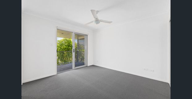 Modern 3-Bedroom Townhouse in Prime North Lakes Location - Photo 1