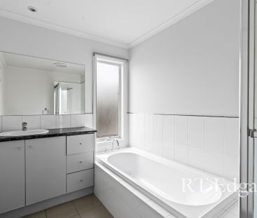 Thinking of selling? Contact our agent - Photo 1