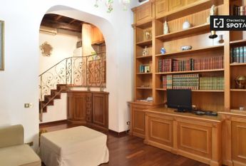 Via del Mattonato, Rome, Lazio 00153