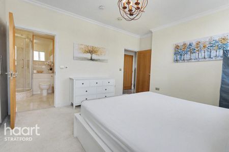 3 bedroom apartment to rent - Photo 2