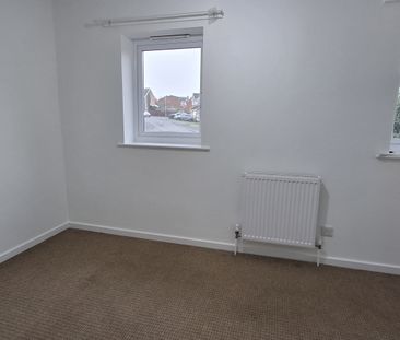 Eagle Drive, Sleaford - Photo 4