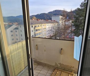 Kleine 3-Zimmerwohung mit Balkon – Erstbezug nach Sanierung – unbef... - Photo 6
