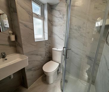 Chapter Road, London, NW2 - Photo 2