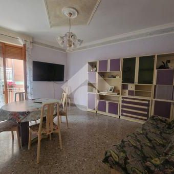 Trilocale in affitto - Photo 1