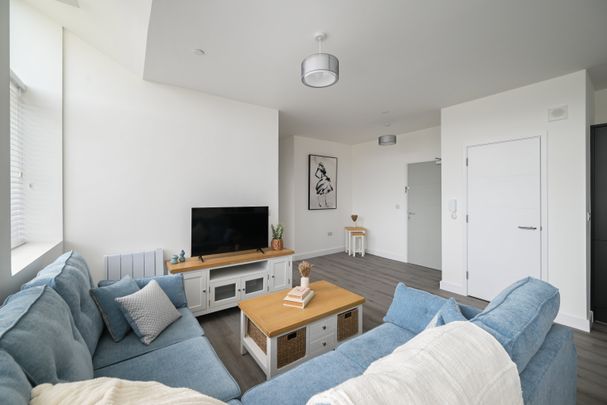 Guild House, Peterborough, Oundle Road - Photo 1