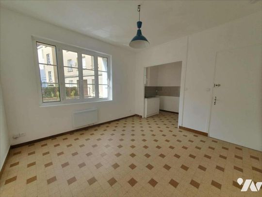 T1bis en RDC à louer au coeur de FALAISE - Photo 1