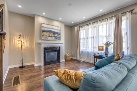 For Lease - 44 Santos Drive, Haldimand, Ontario - Photo 2