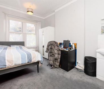 House share to rent - Photo 4