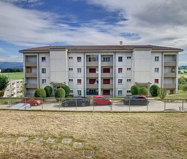 Lumineux logement traversant avec vue imprenable et deux balcons ! - Photo 6