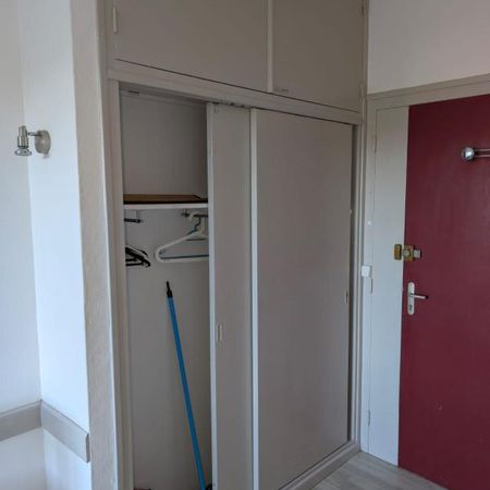 Location Appartement 1 pièce Meublé 17m² AIRE SUR L ADOUR 40800 - Photo 3