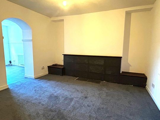 3 bedroom end of terrace house to rent - Photo 1