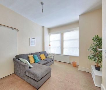 2 bedroom maisonette to rent - Photo 1