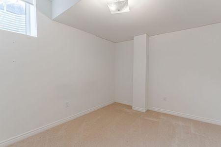 For Lease - 148 Nottingham Road Unit# Lower, Barrie, Ontario - Photo 4