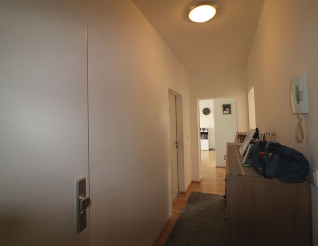 *TOP SANIERTE WOHNUNG IM DACHGESCHOSS + GARAGE* 3-Zi Whg, 75m², KR- Dießem/Lehmheide* - Photo 1