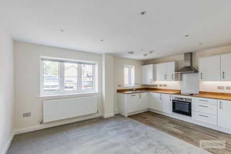 2 bedroom flat to rent - Photo 3