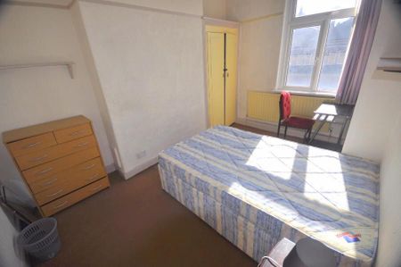 Kings Road, Hyde Park - Photo 2