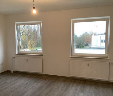 3,5-Zimmer-Wohnung mit individueller Raumaufteilung und frisch reno... - Photo 1