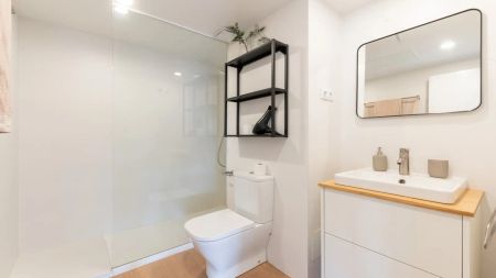 Connected, bright and with open views in an excellent location - Foto 2