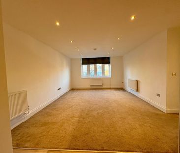 Middleton House - Photo 2