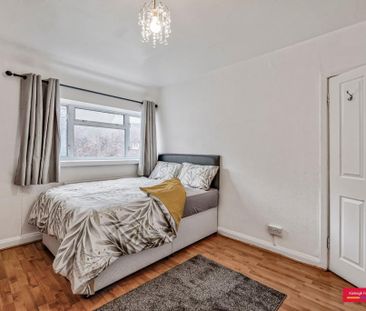 4 bedroom terraced house to rent - Photo 6