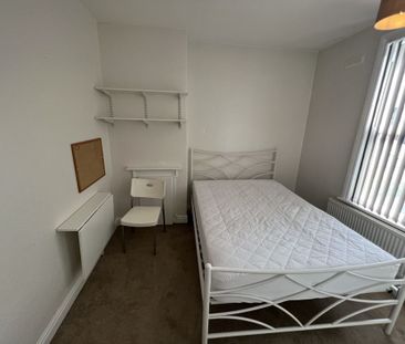 Bishopthorpe Road, South Bank - P2064 - Photo 5