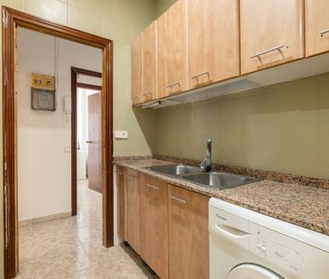 Carrer la Rambla, Barcelona, Catalonia 08002 - Photo 4