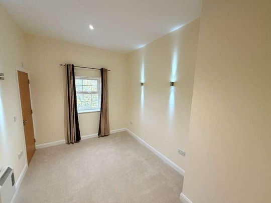 City View, Holywell Heights, Sheffield, S4 - Photo 1