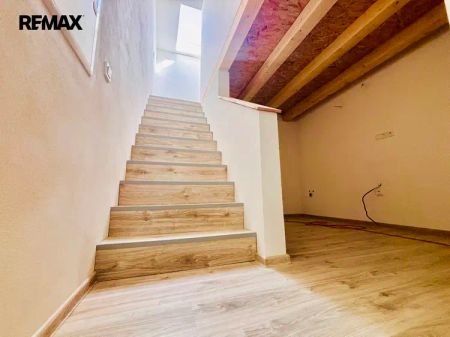 Mezonetový byt 2+1 v rodinném domě Vyškov - Photo 2
