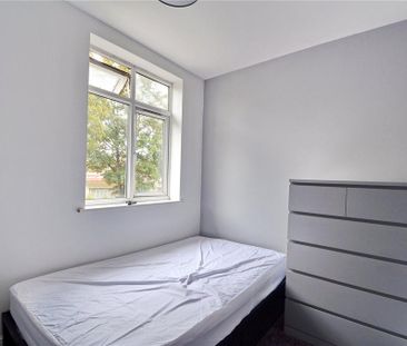 6 bedroom terraced house to rent - Photo 5
