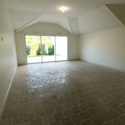 Maison 5 pièces - - Photo 1