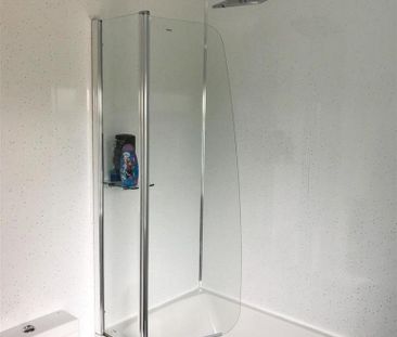 3 bedroom semi-detached house to rent - Photo 6