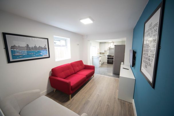 Hannan Road, Liverpool - Photo 1