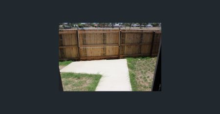 DUPLEX AT CAMBOOYA - Photo 5