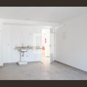 Studio para alugar com 35m², 1 quarto e sem vaga - Foto 2