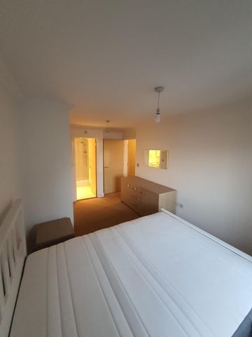 2 Bed Flat, Hulse Road, SO15 - Photo 3