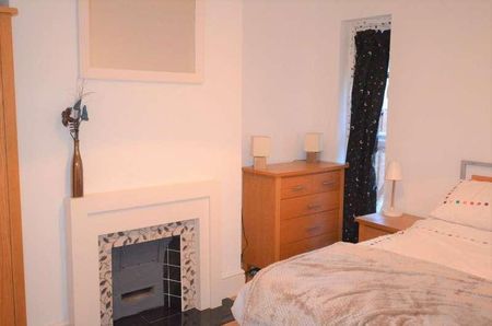 Studley Grange Road, Hanwell, W7 - Photo 4