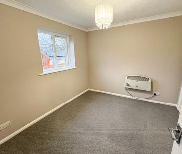 1 bedroom end of terrace house to rent - Photo 2