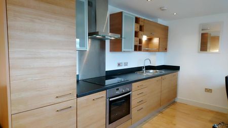 1 bedroom flat to rent - Photo 4