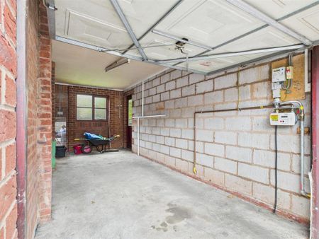 3 bedroom detached house to rent - Photo 3