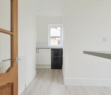 2 bedroom Flat to rent in Whinneyfield Road, Walkergate, Newcastle ... - Photo 6